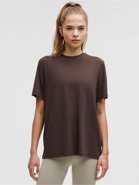 Lululemon Jersey Training Short-Sleeve Shirt size 10 Espresso